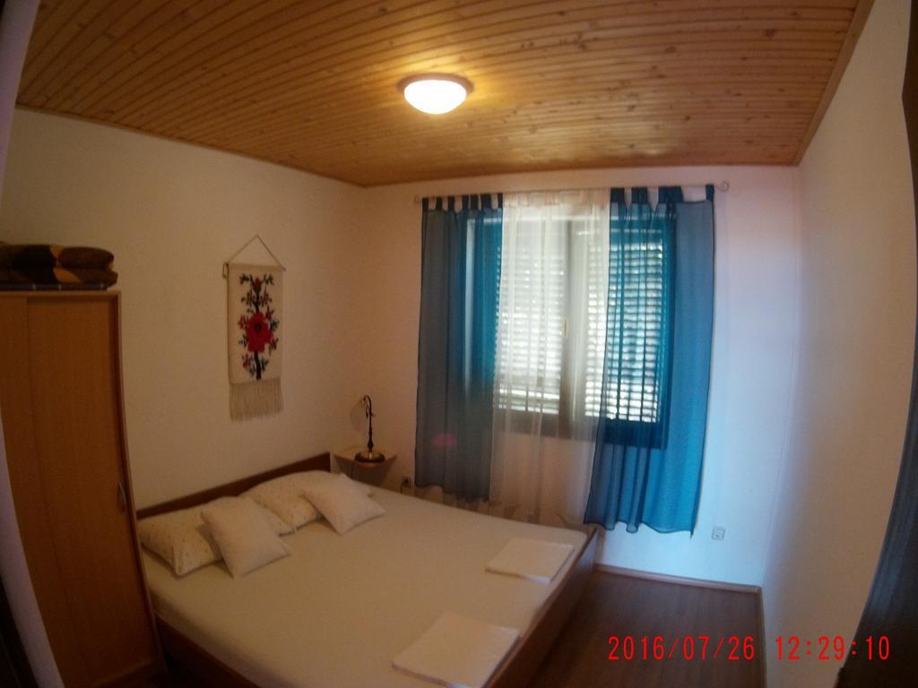 Pinezići Apartman Luburic מראה חיצוני תמונה