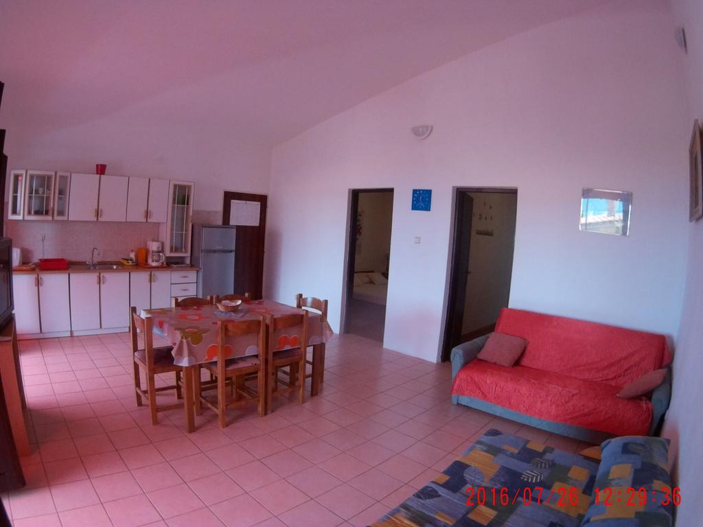 Pinezići Apartman Luburic מראה חיצוני תמונה