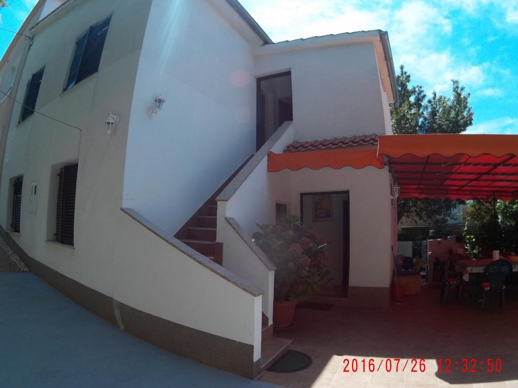 Pinezići Apartman Luburic מראה חיצוני תמונה
